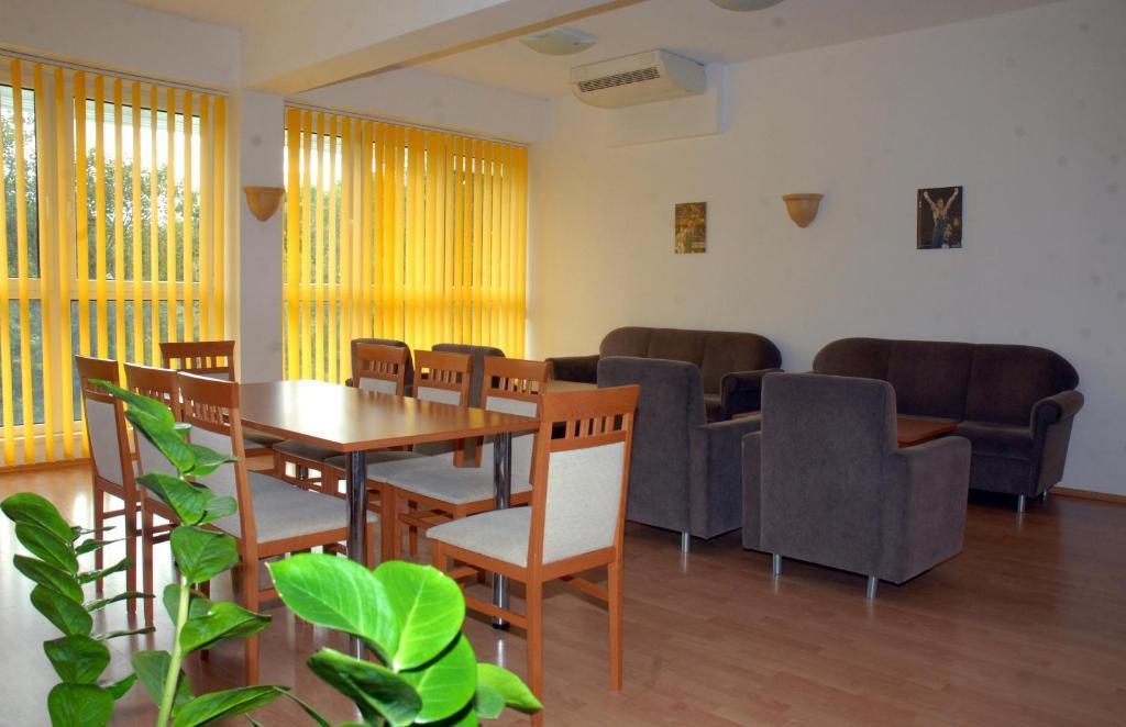 Sport Hotel Debrecen Ngoại thất bức ảnh