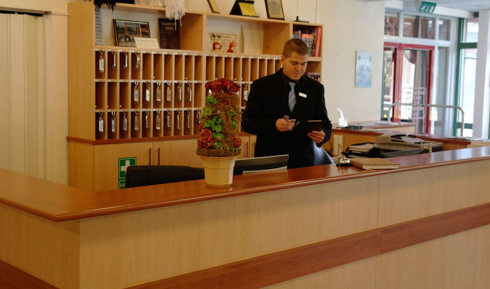 Sport Hotel Debrecen Ngoại thất bức ảnh