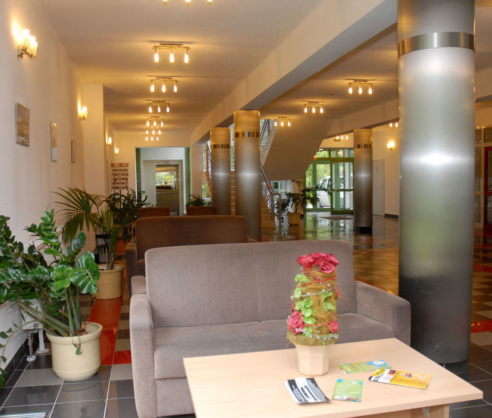 Sport Hotel Debrecen Ngoại thất bức ảnh